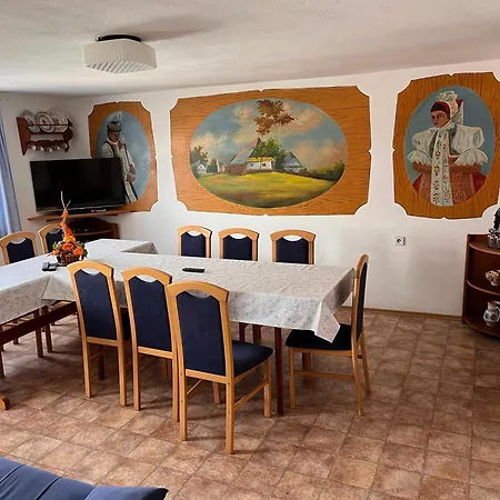 Sklipek U Staviku Za Valama Cejkovice (Hodonin)